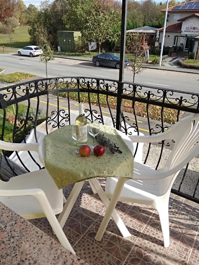 Yellow Apartmanhaz Bük Eksteriør bilde